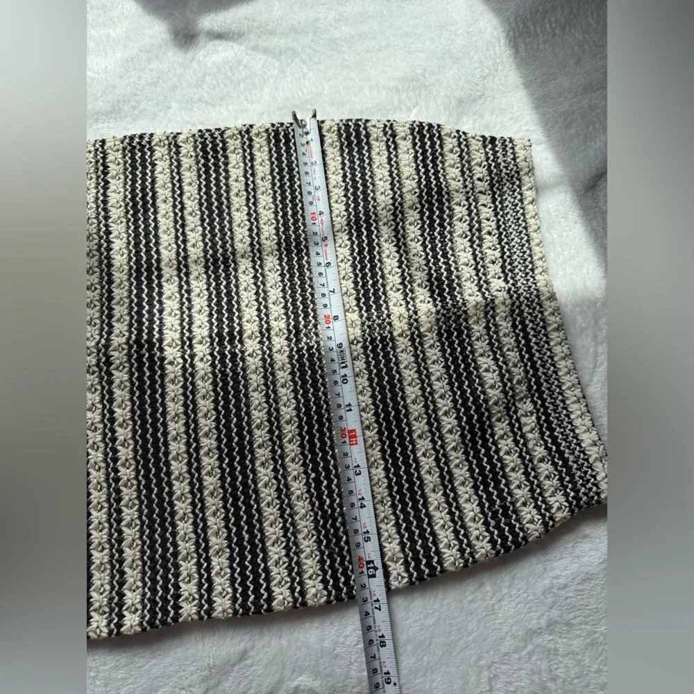 Fashion Nova Crochet Knit Two Piece Set M - Picture 8 of 9